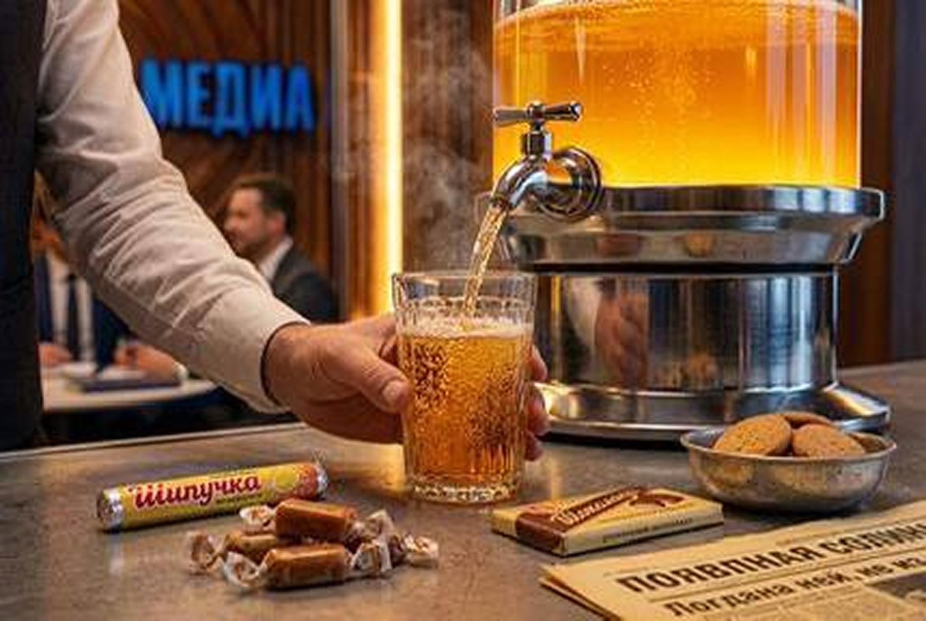 ПМЭФ — павильон Газпрома — 07 retro bar detail